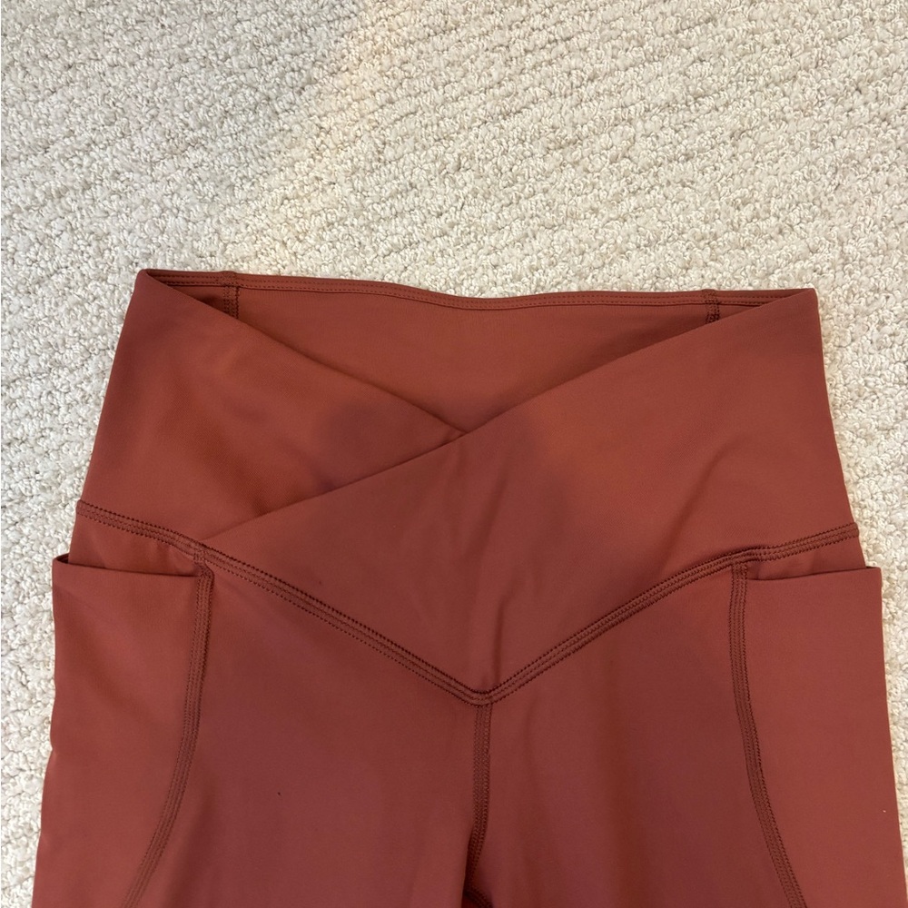 Fabletics Oasis PureLuxe Crossover 7/8 Leggings - Picture 2 of 6